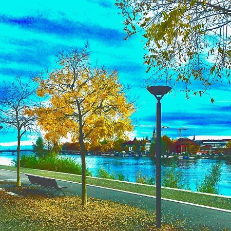 Rhein Romantik Riverview Konstanz Buitenkant foto